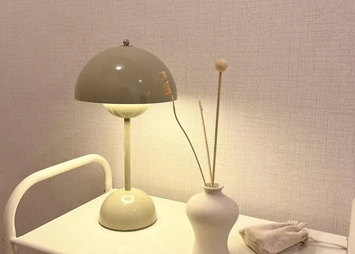 5 Minutes From Sangsu Station, 5 Minutes From Hongdae Street, Airport Bus, Sensory 서울특별시